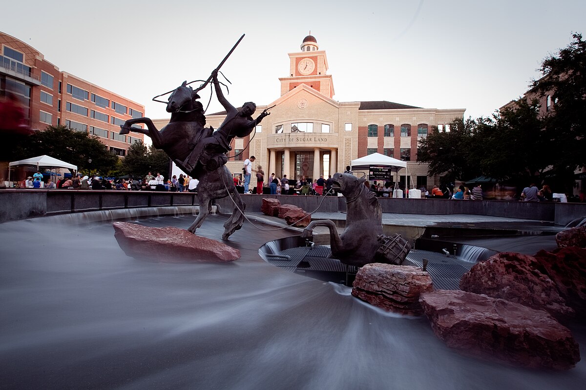 Sugarland_Town_Square (1)