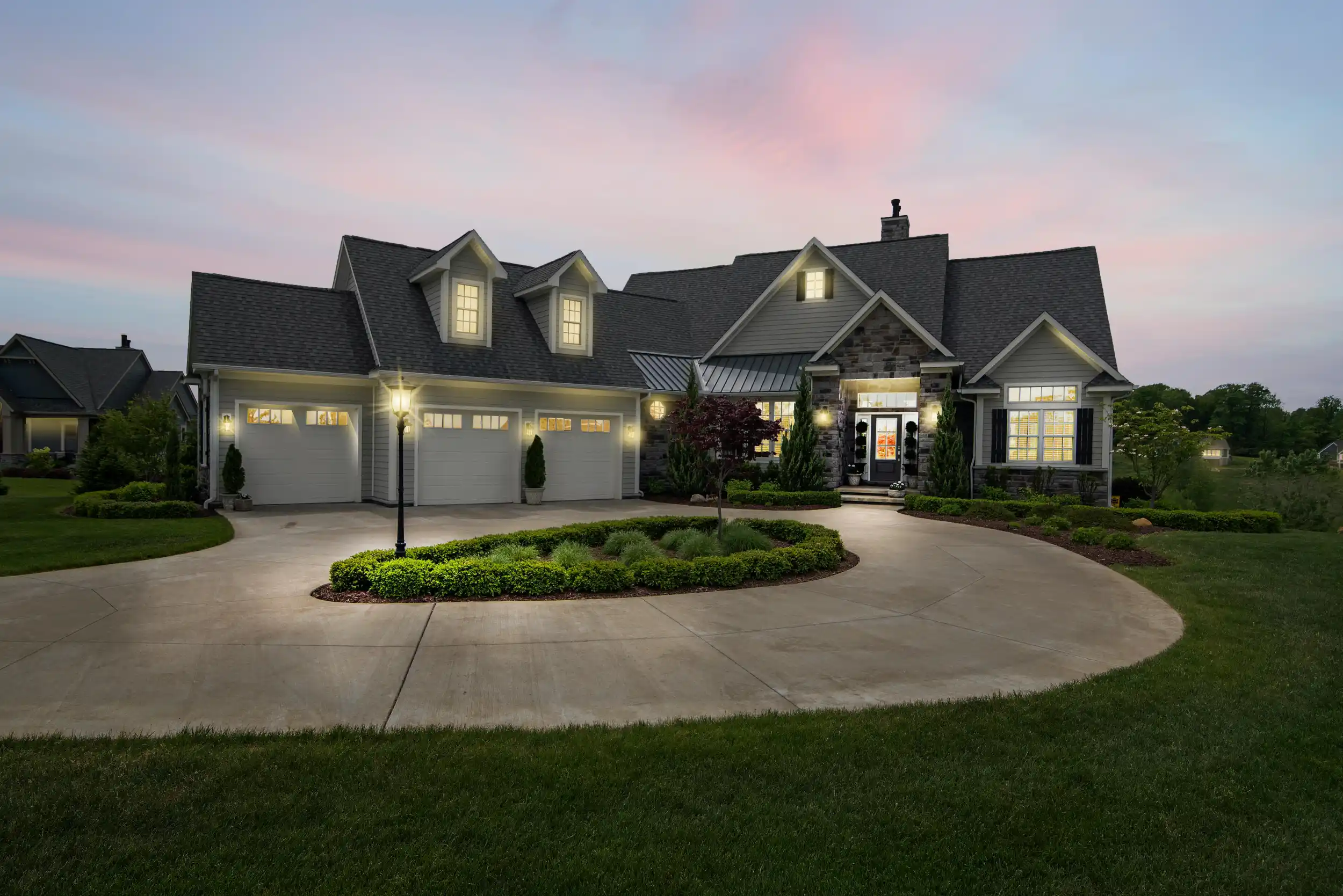 garage door img